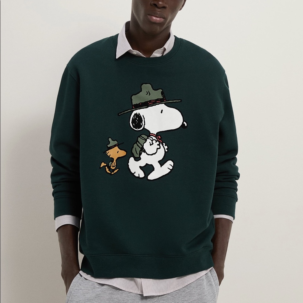Snoopy Peanuts sweatshirt